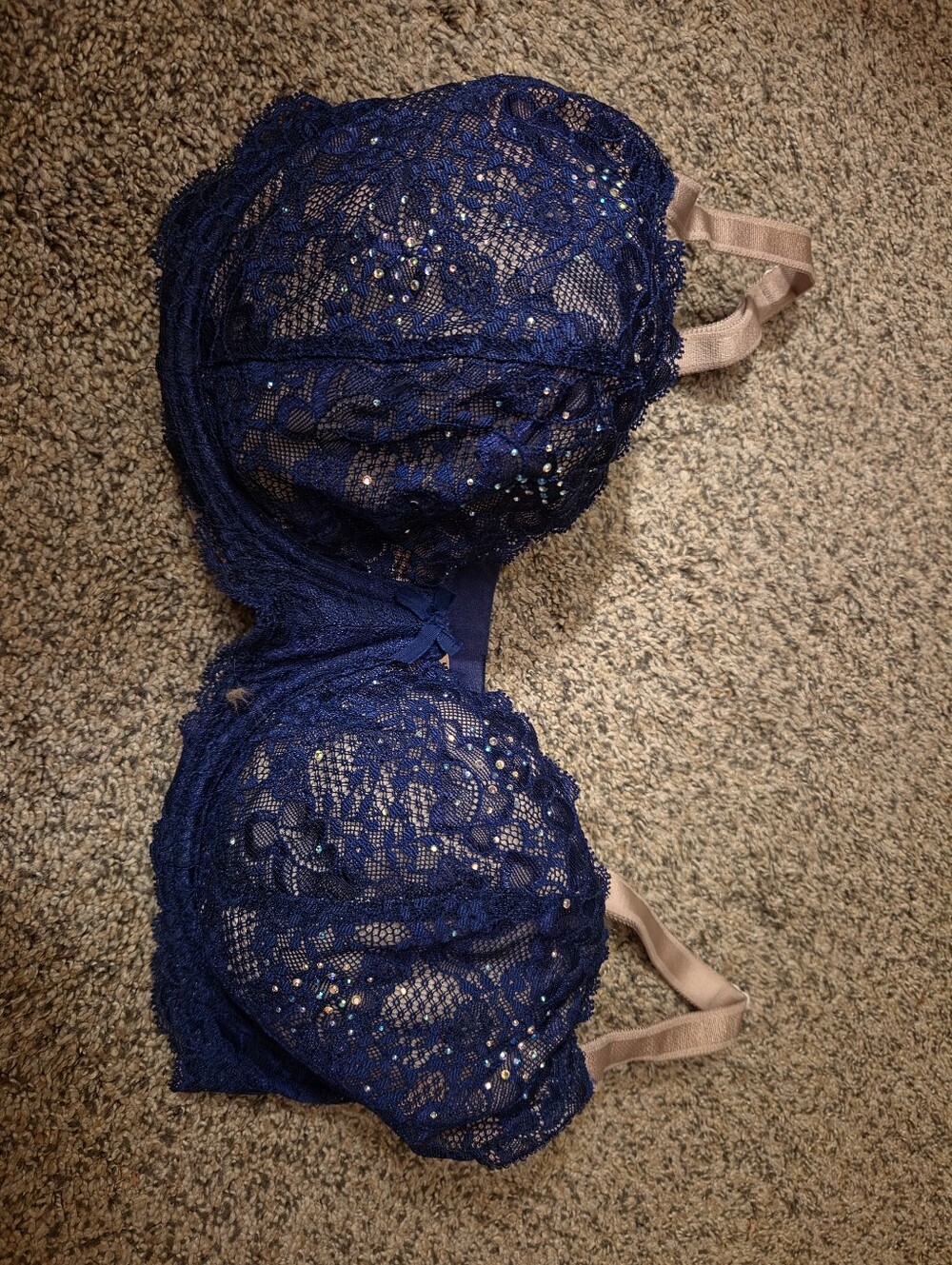 Victoria's Secret Navy Lace Underwire Bra with Reinstones